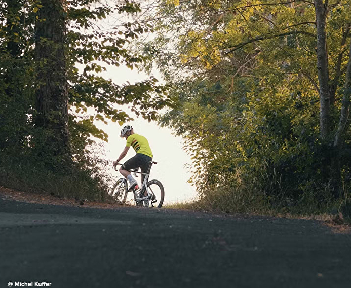 REMPORTE UN MAILLOT JAUNE AVEC VËLOSUMMER
