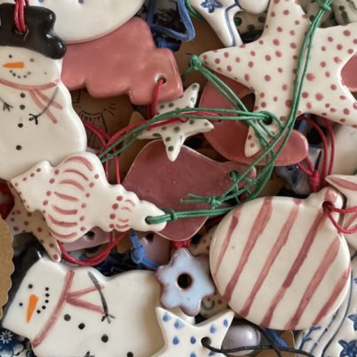 Atelier famille poterie de noël